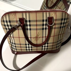 Authentic Burberry Leather Nova Handbag & Wallet Beige/Red/Black